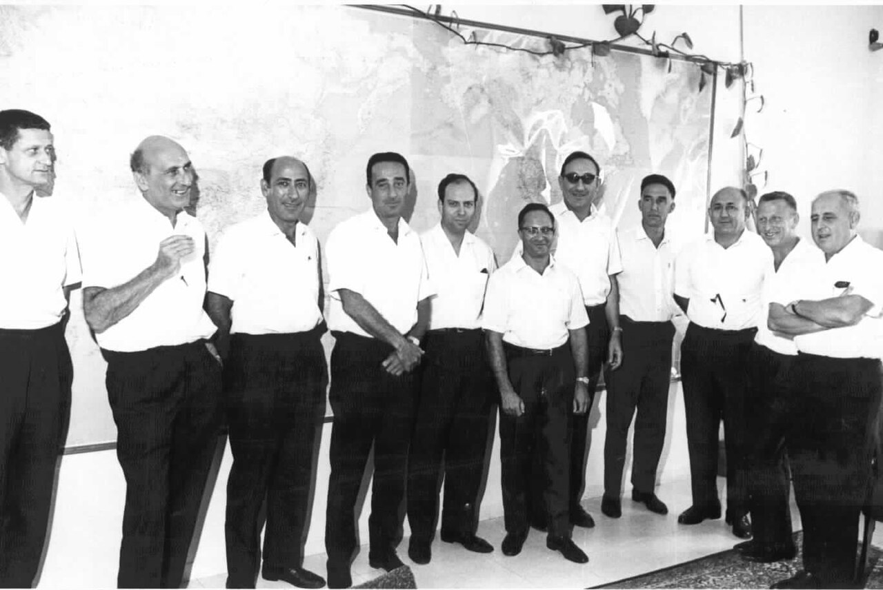 Ceremony to replace the head of the Mossad. Maj. Gen. Zvi Zamir replaced Maj. Gen. Meir Amit. The ceremony was held in the office of then-Prime Minist