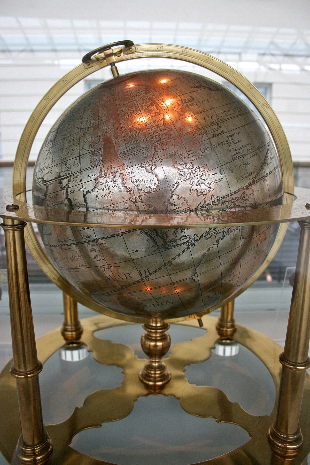 German terrestrial globe, about 1725, GLB0162. On display at the National Maritime Museum.